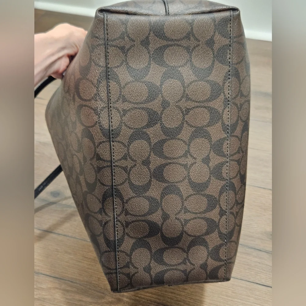 Coach Brown Signature Tote Bag - Picture 4 of 16